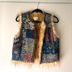 Reversible Fur Vest with Pockets Size M